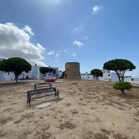 Casa Martin Conil, Viviendas En Barrio De Pescadores * Conil De La Frontera